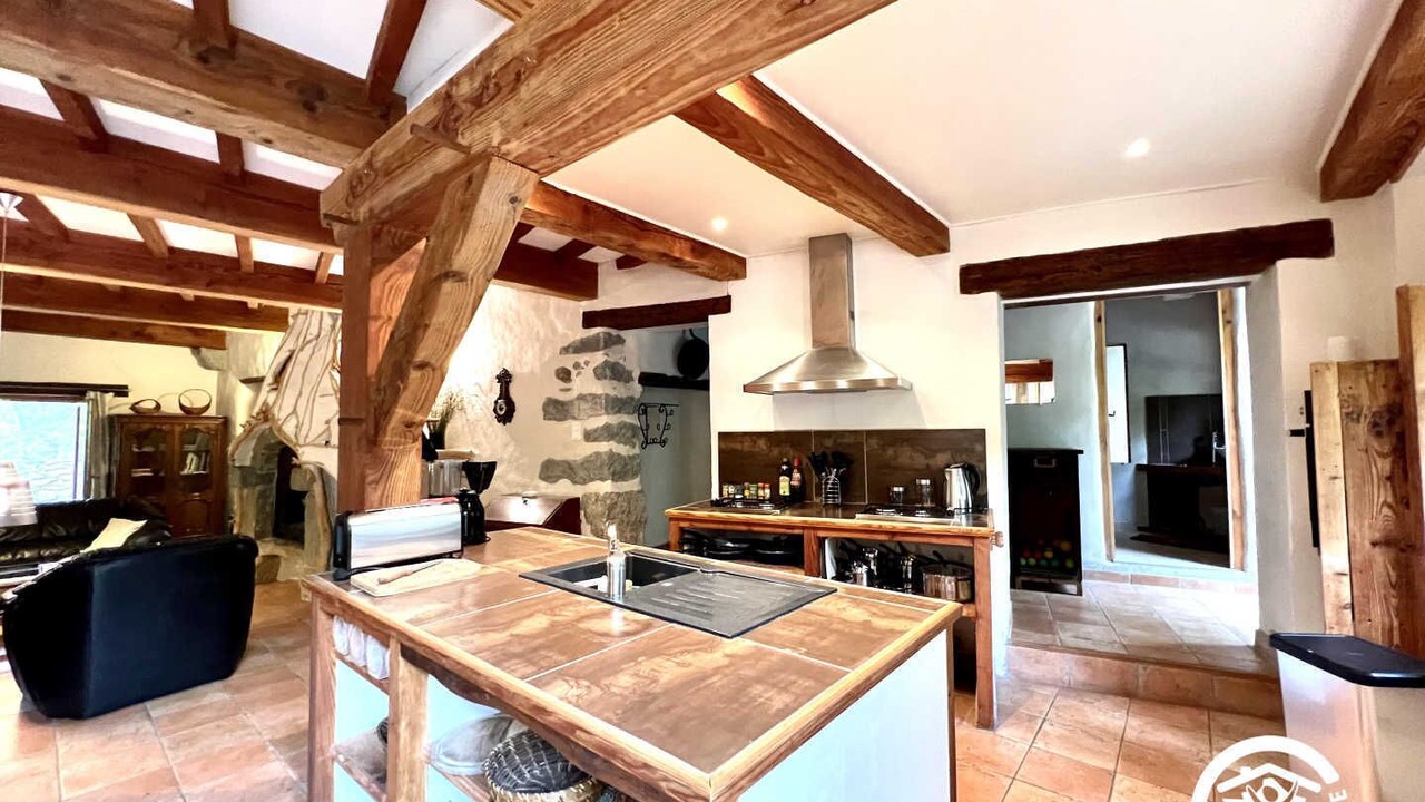 Photo of Kitchen in Saint-Martin-des-Puits