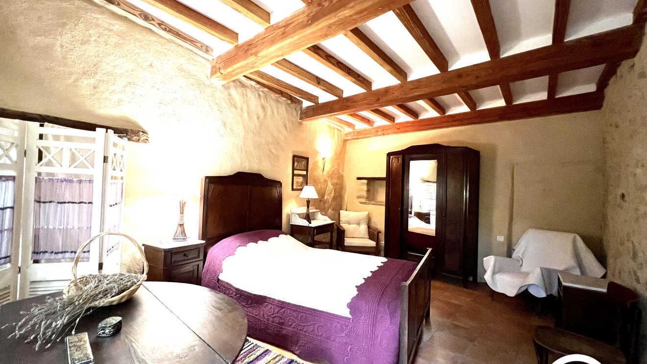 Photo of Bedroom in Saint-Martin-des-Puits