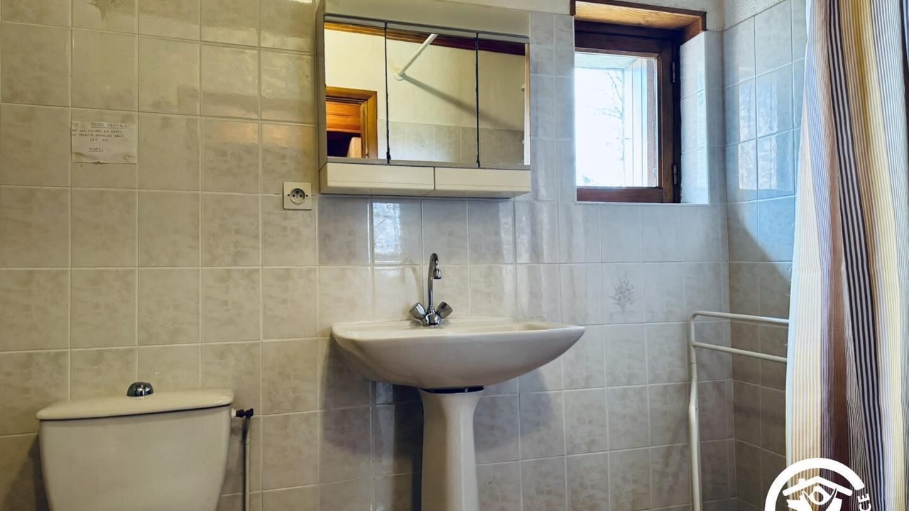 Photo of Bathroom in Lacombe
