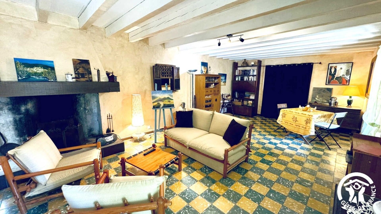 Photo of Livingroom in Azille