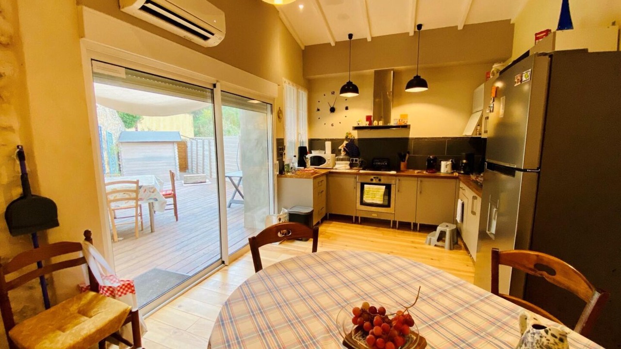 Photo of Kitchen in Roquefort-des-Corbieres