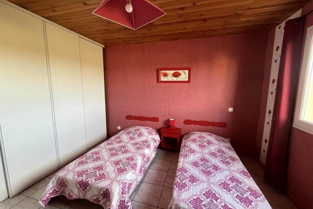 Photo of Bedroom in Roquefort-des-Corbieres