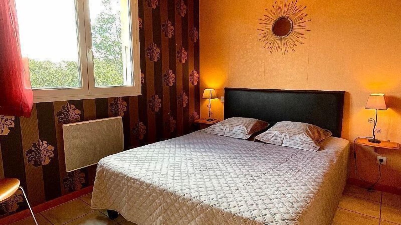 Photo of Bedroom in Roquefort-des-Corbieres