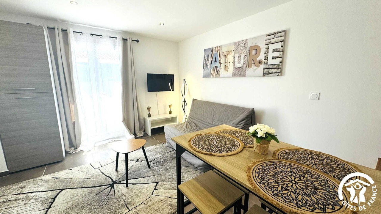 Photo of Livingroom in Villemoustaussou