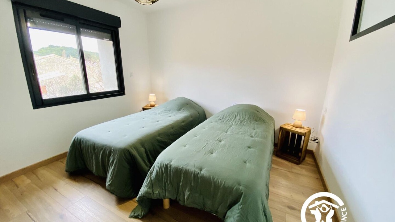 Photo of Bedroom in Roquefort-des-Corbieres
