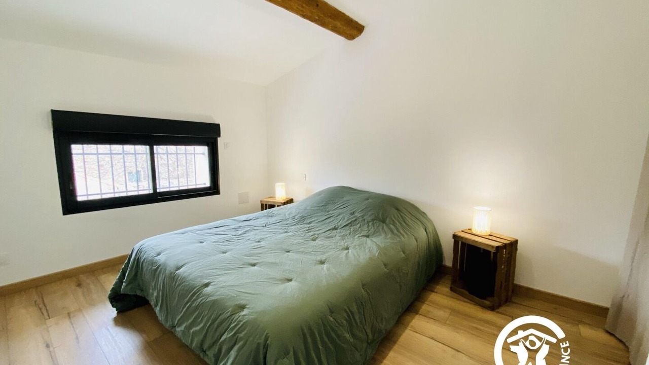 Photo of Bedroom in Roquefort-des-Corbieres