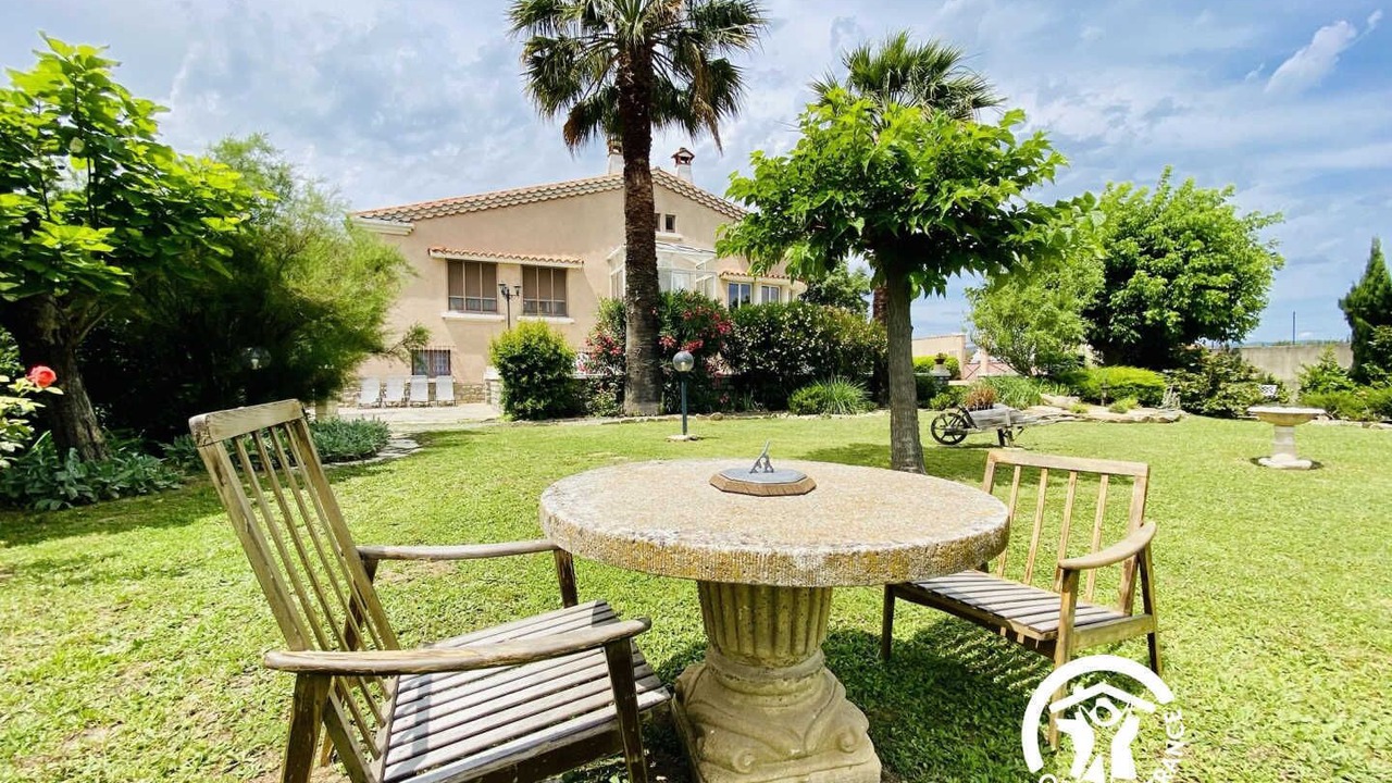 Photo of Outdoor in Villemoustaussou