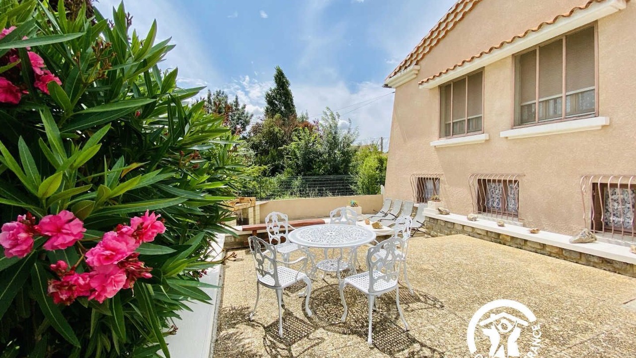 Photo of Outdoor in Villemoustaussou