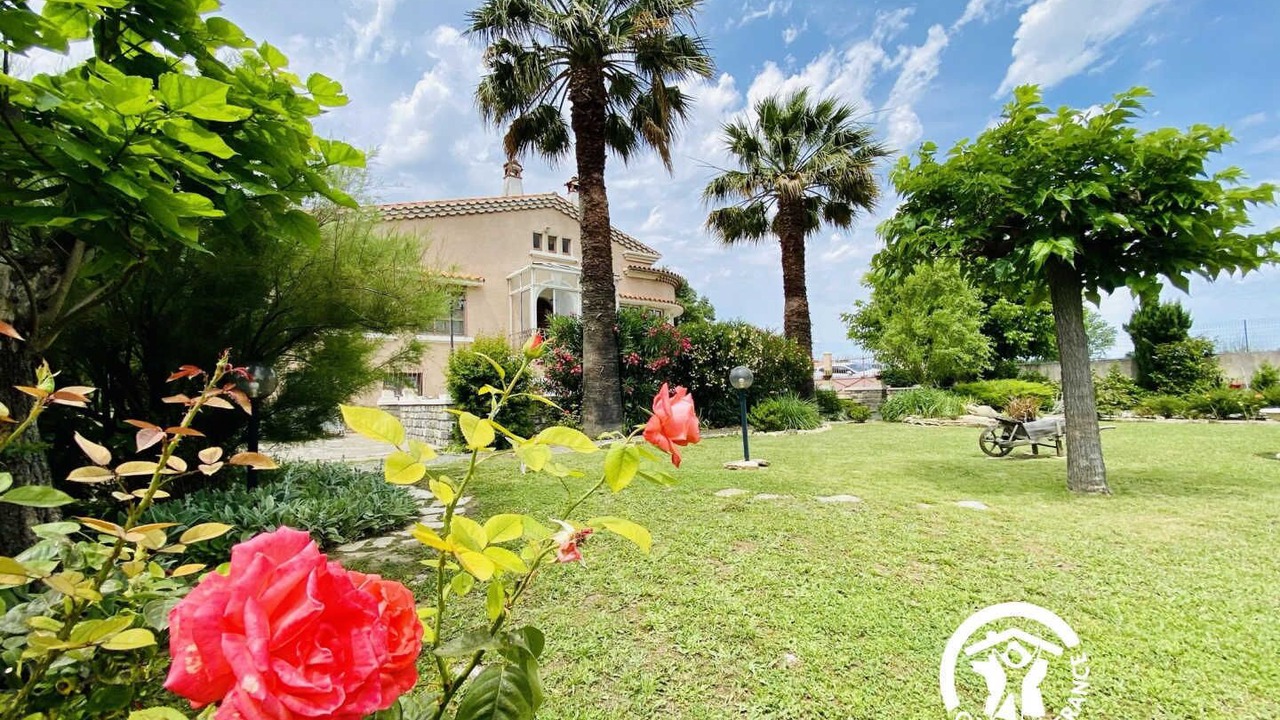 Photo of Outdoor in Villemoustaussou