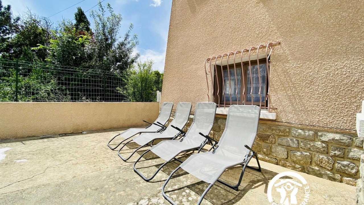 Photo of Patio Balcony in Villemoustaussou