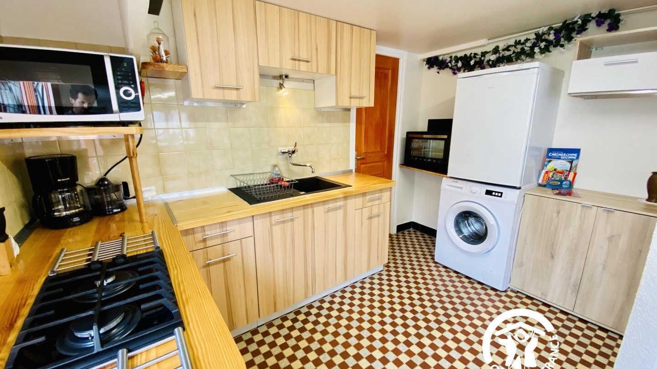 Photo of Kitchen in Villemoustaussou