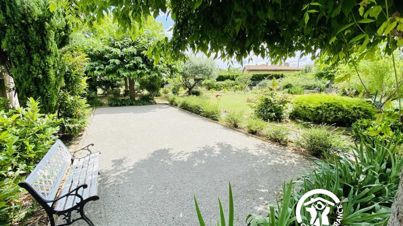 Photo of Outdoor in Villemoustaussou