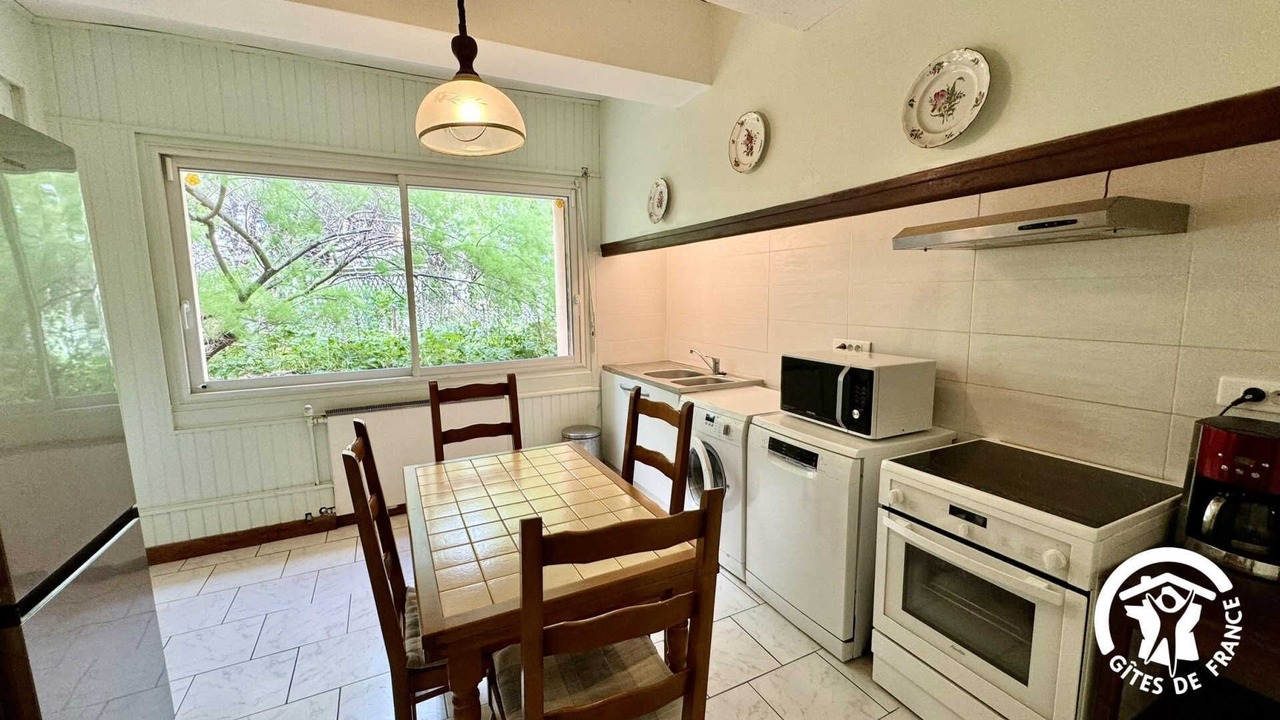Photo of Kitchen in Peyriac-de-Mer