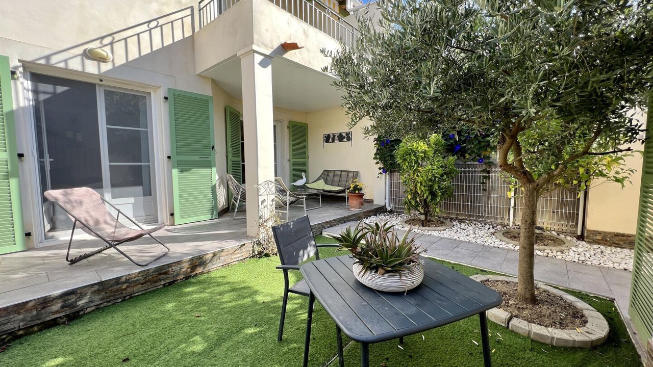 Photo of Patio Balcony in Foulquines