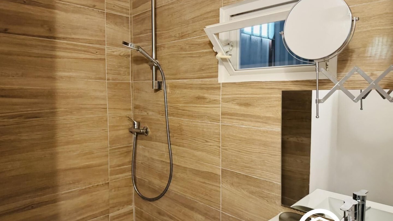 Photo of Bathroom in Montredon-des-Corbieres
