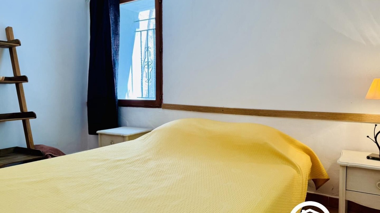 Photo of Bedroom in Montredon-des-Corbieres