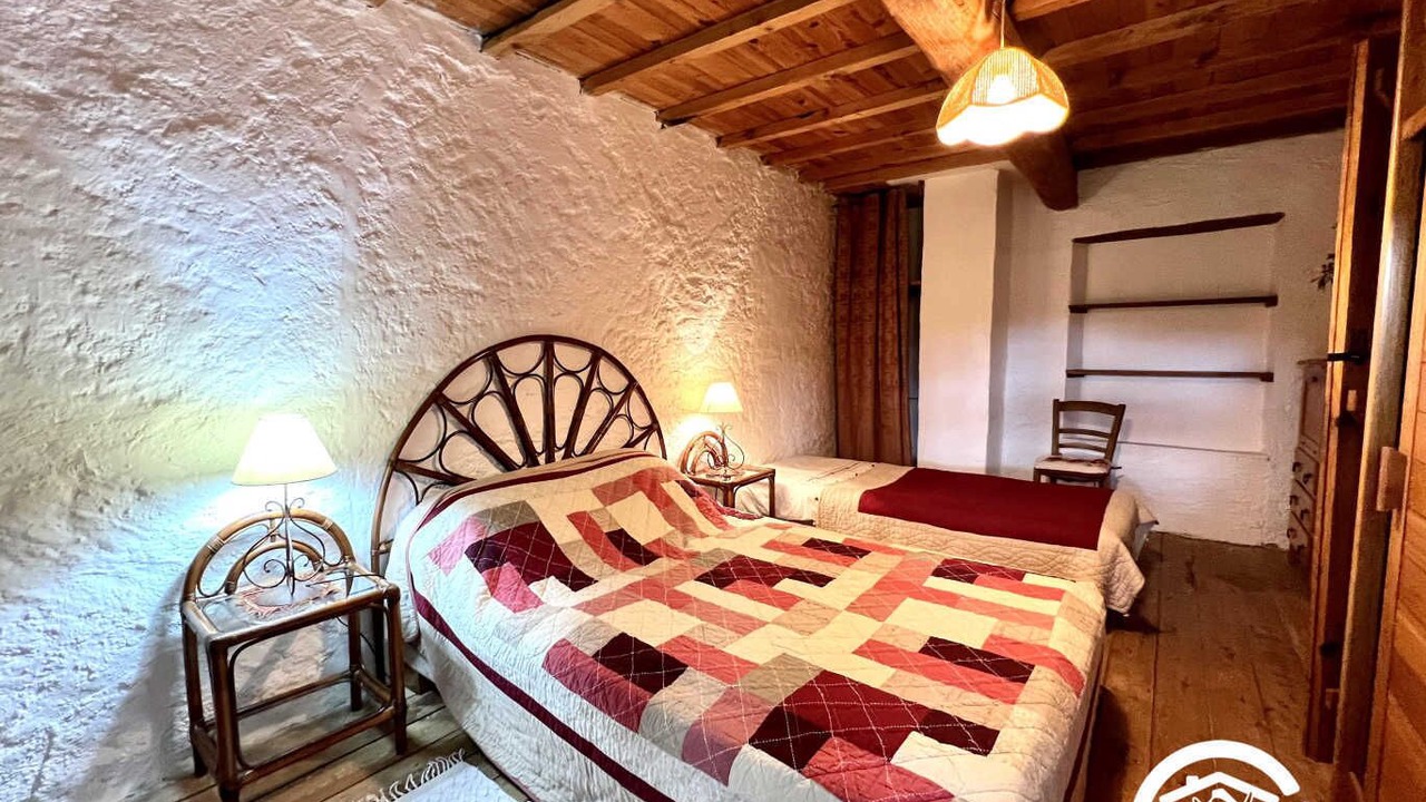 Photo of Bedroom in Saint-Martin-des-Puits