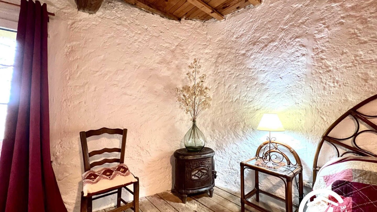 Photo of Bedroom in Saint-Martin-des-Puits