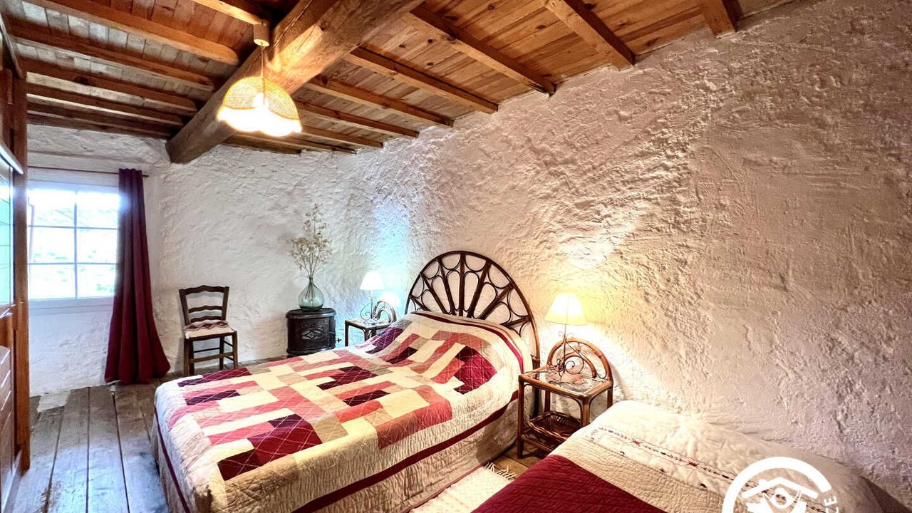 Photo of Bedroom in Saint-Martin-des-Puits