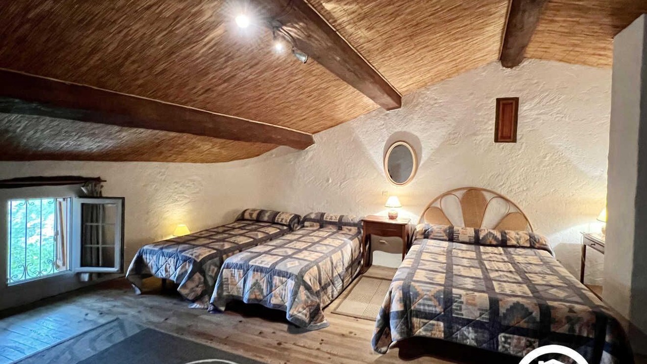 Photo of Bedroom in Saint-Martin-des-Puits