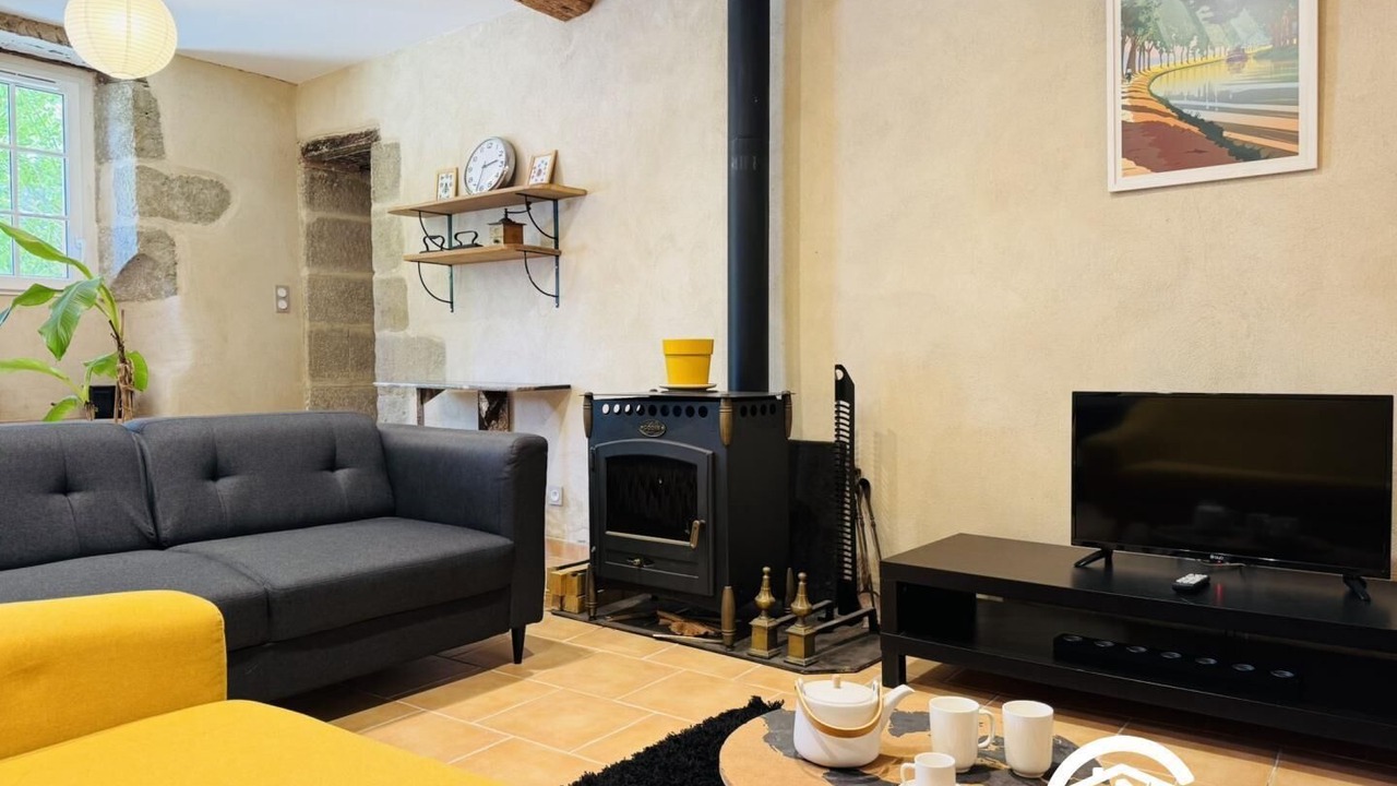 Photo of Livingroom in Sainte-Eulalie