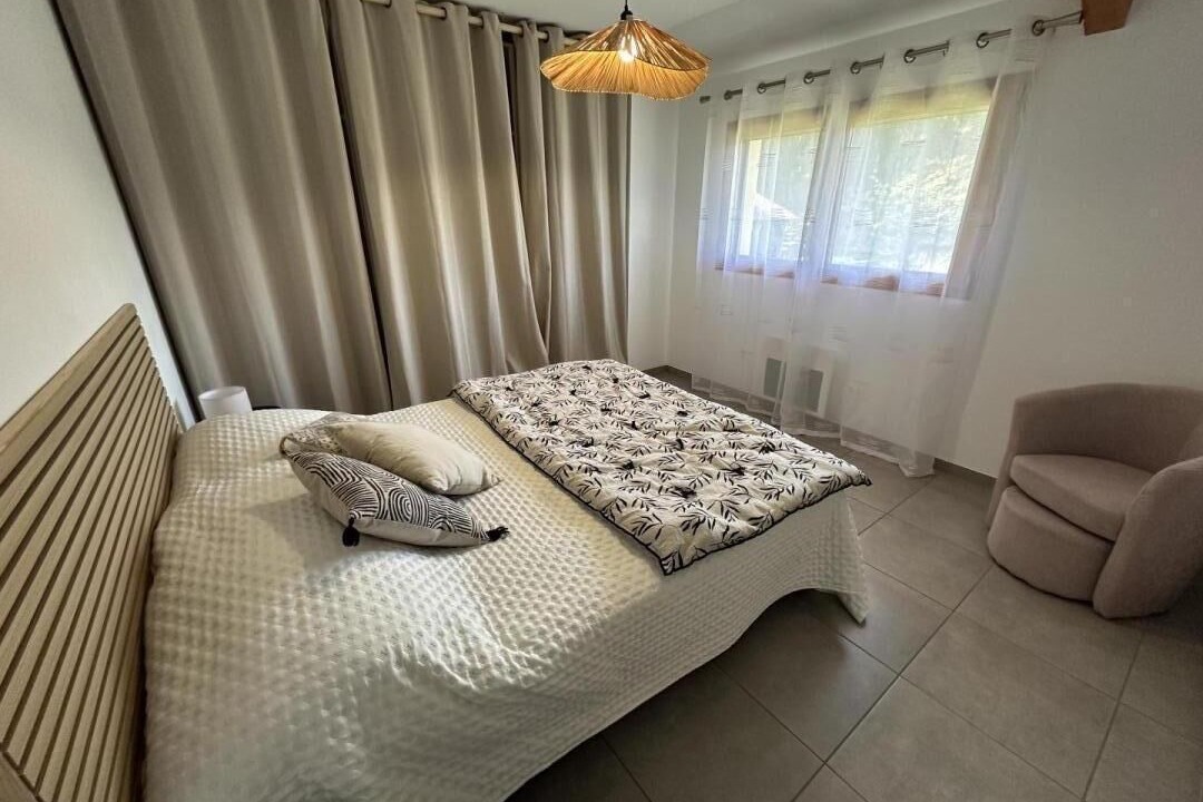 Photo of Bedroom in Arue