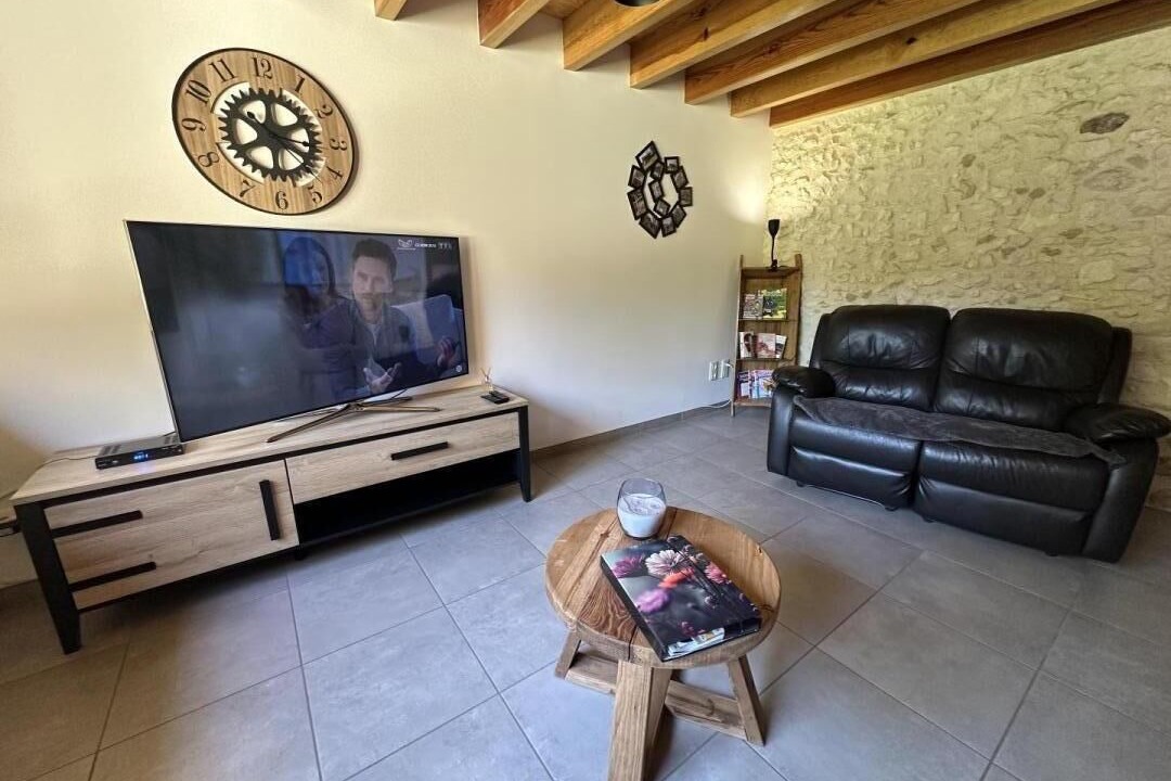 Photo of Livingroom in Arue
