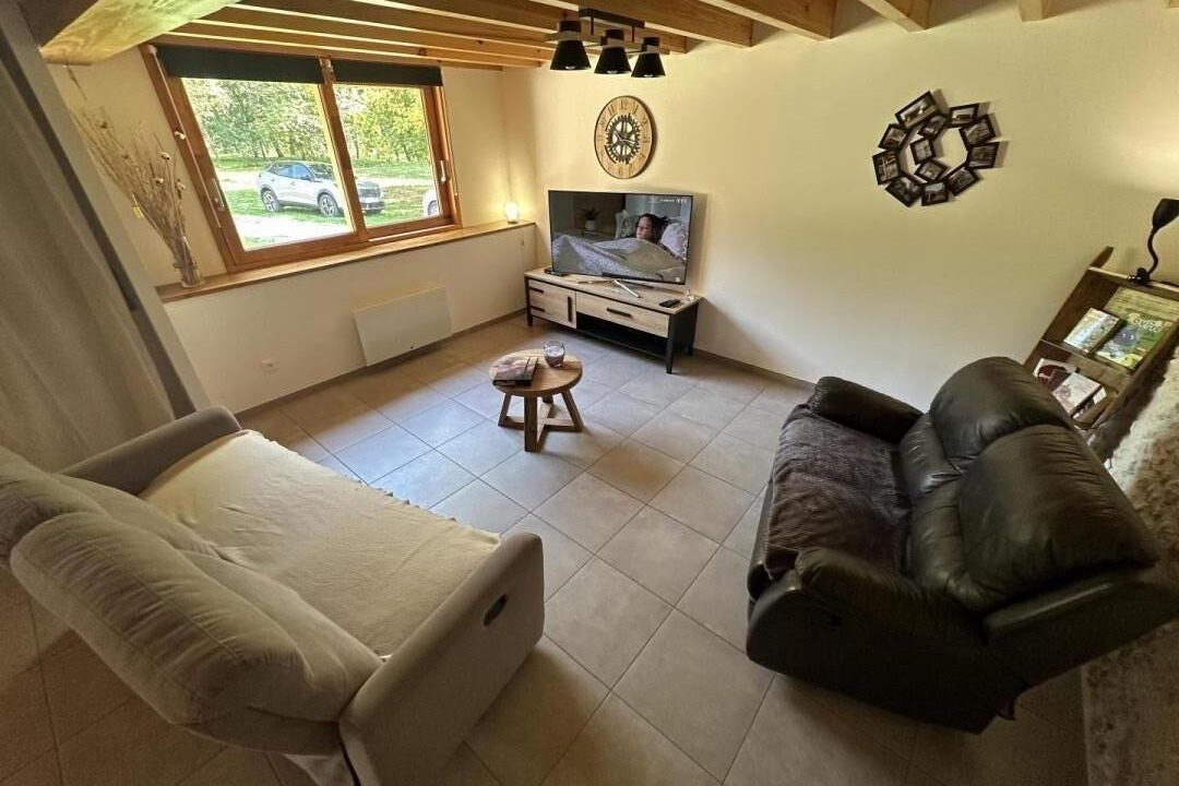 Photo of Livingroom in Arue