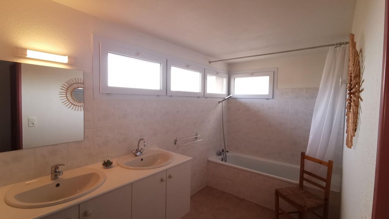 Photo of Bathroom in Trilla
