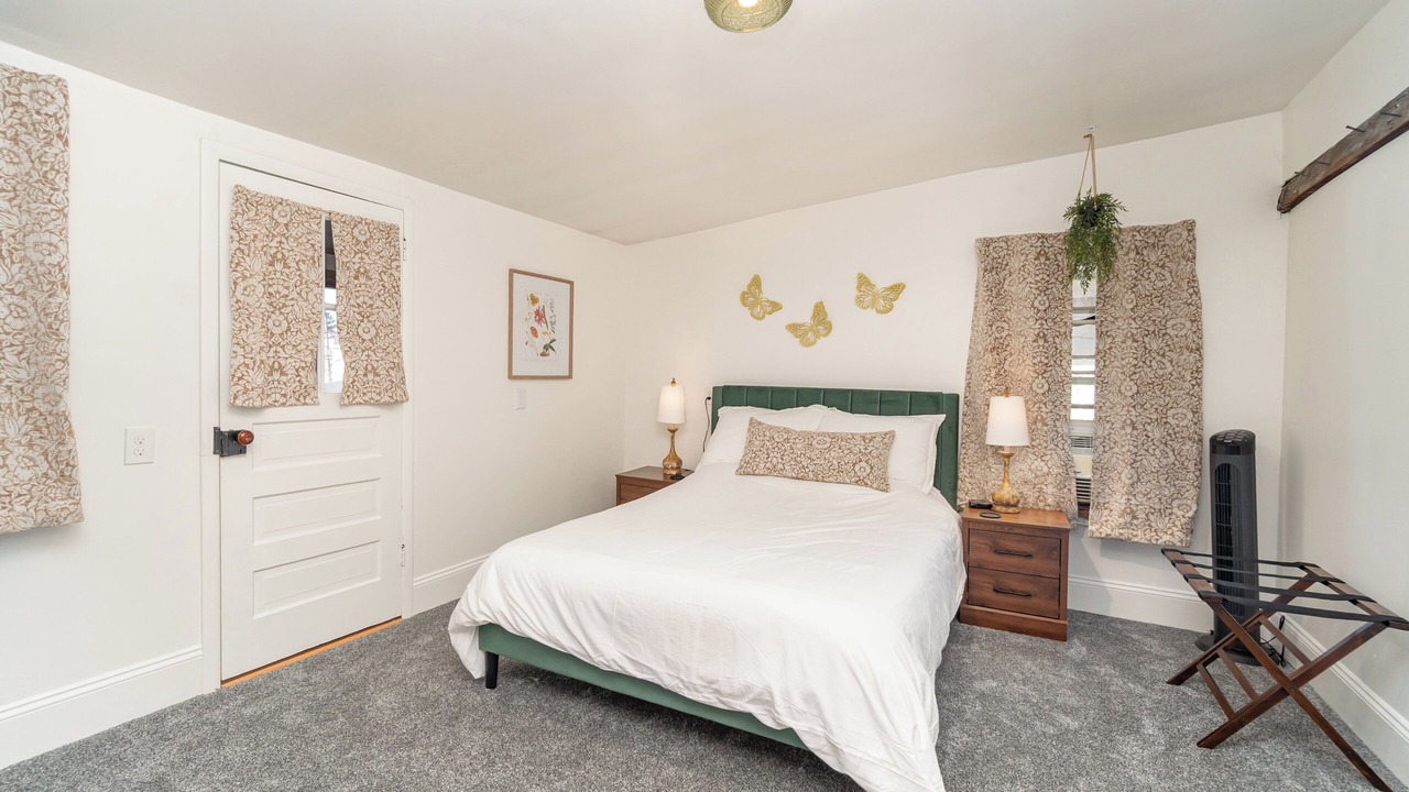 Photo of Bedroom in Elizabethtown