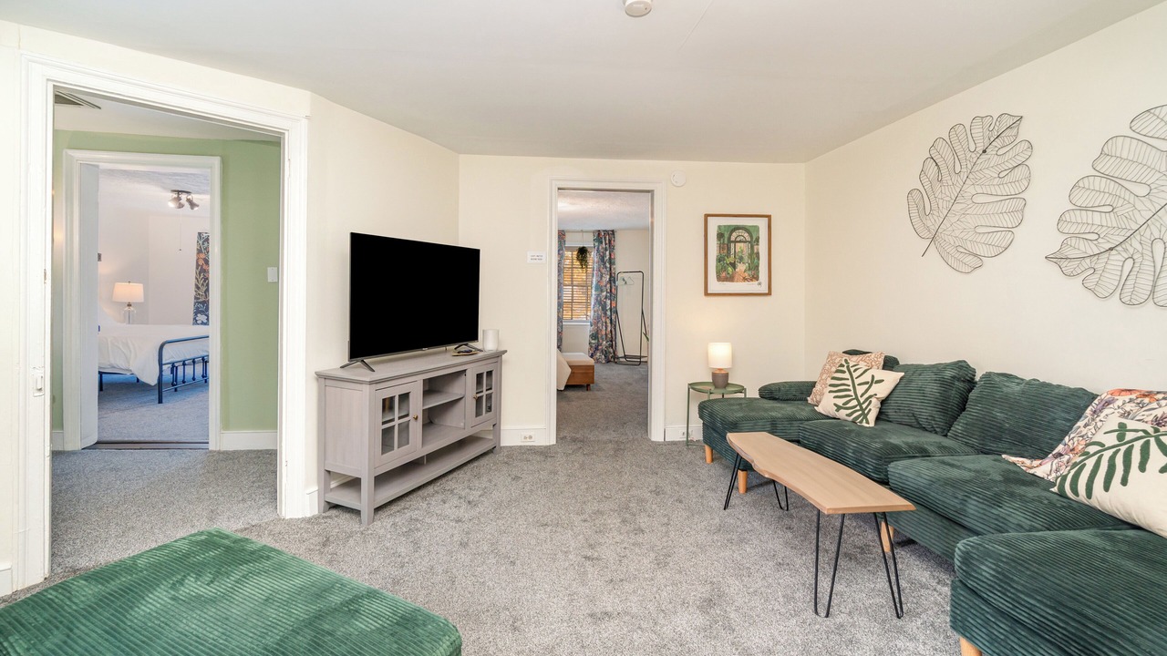 Photo of Livingroom in Elizabethtown