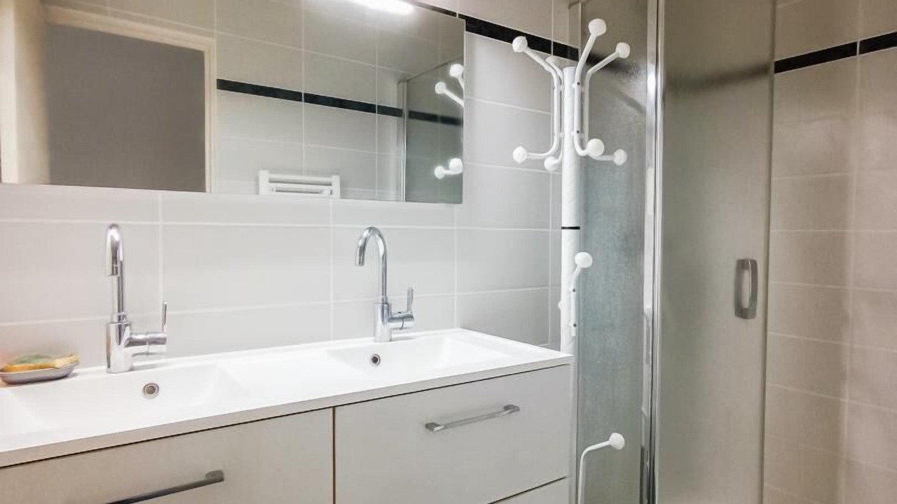 Photo of Bathroom in Beduer