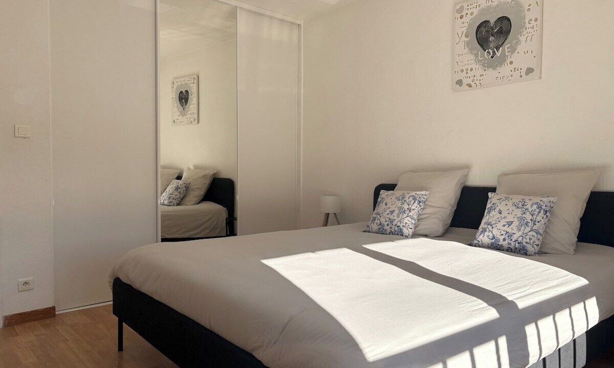 Photo of Bedroom in Sayat