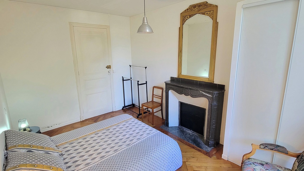 Photo of Bedroom in Bagneres-de-Luchon