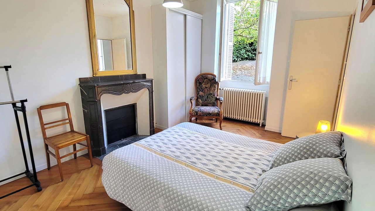 Photo of Bedroom in Bagneres-de-Luchon