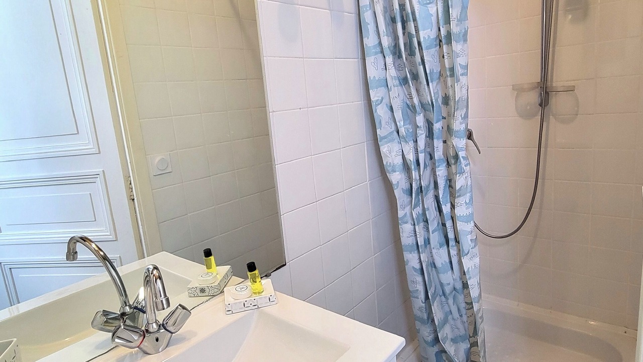 Photo of Bathroom in Bagneres-de-Luchon