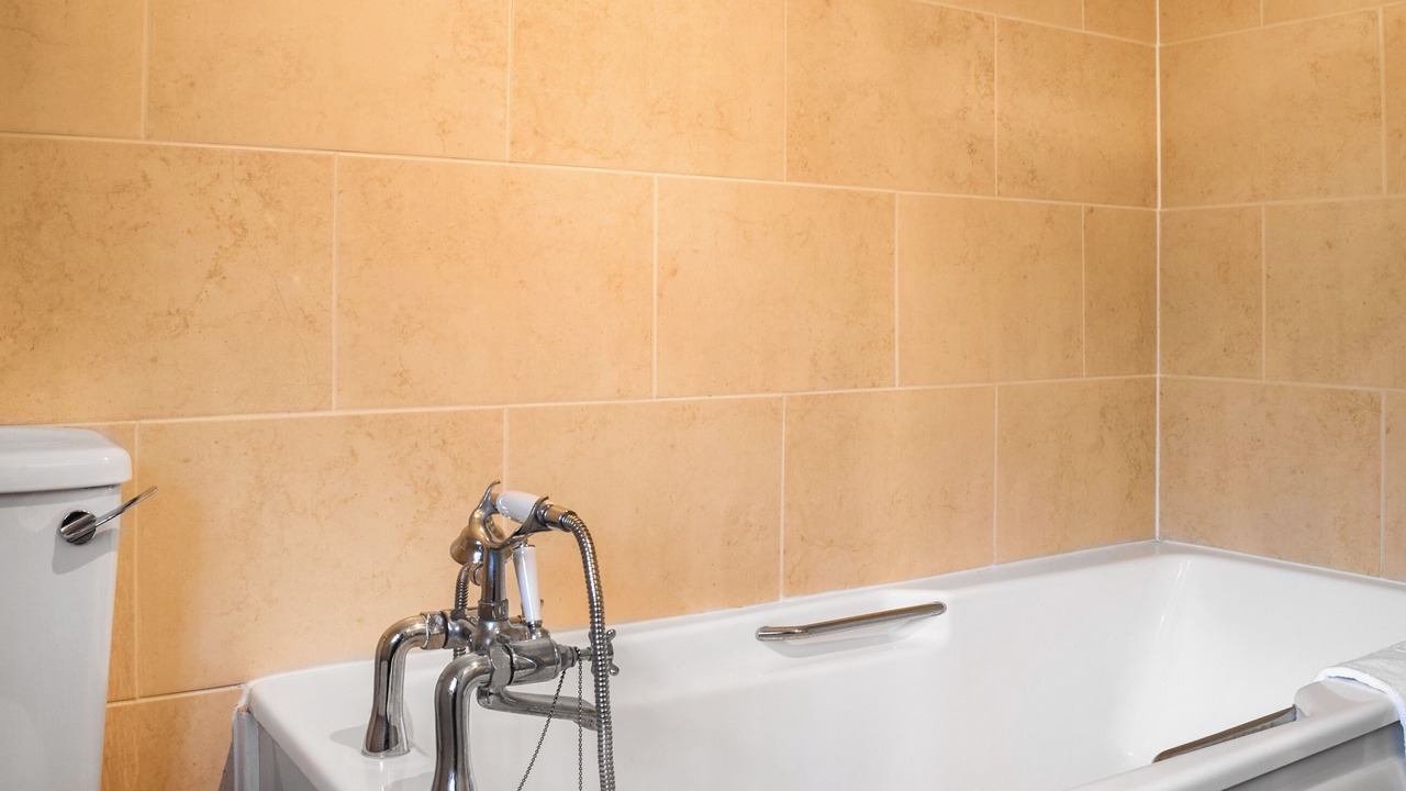 Photo of Bathroom in Flore