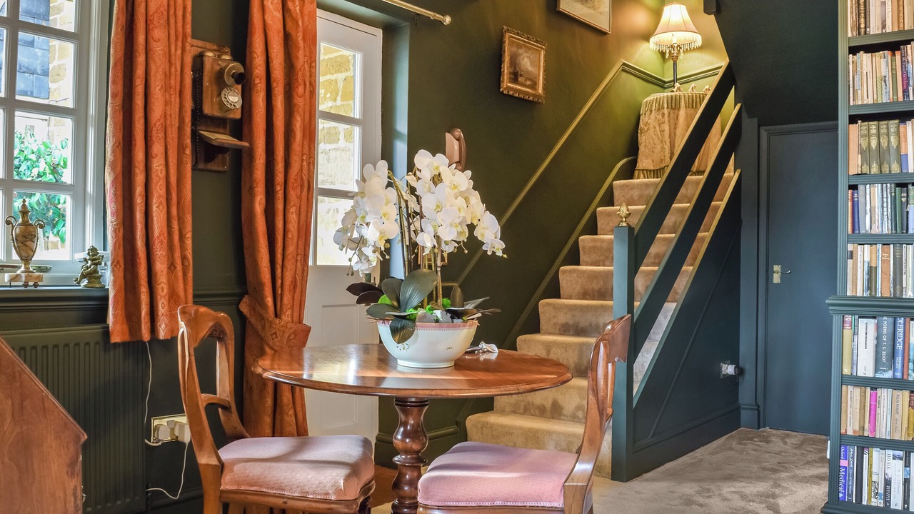 Photo of Others in Flore