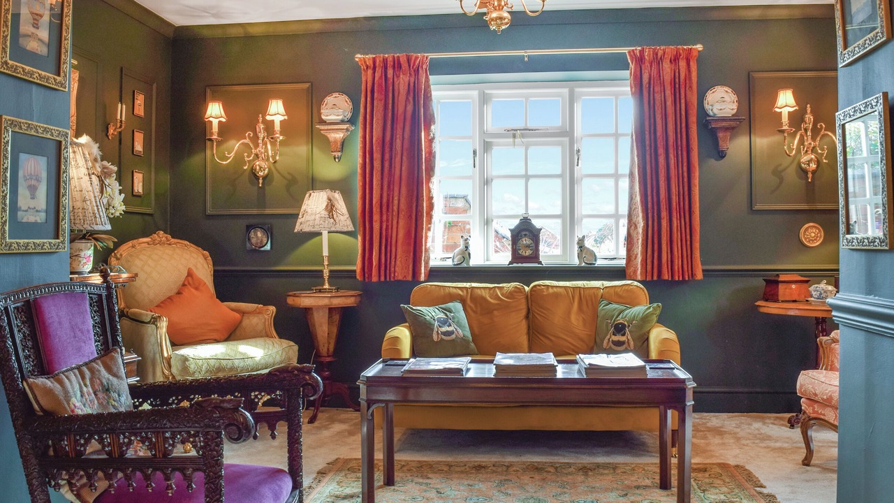 Photo of Others in Flore