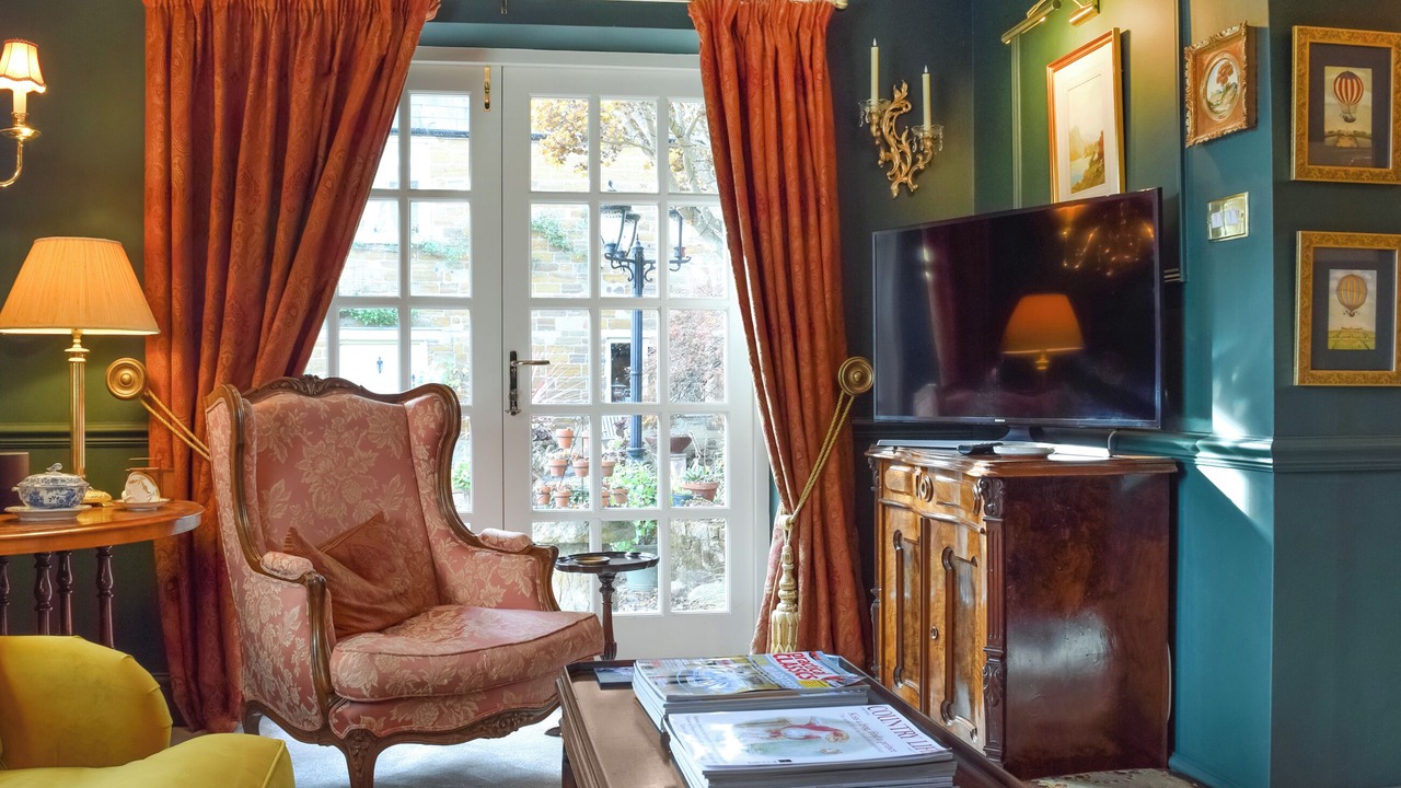 Photo of Others in Flore