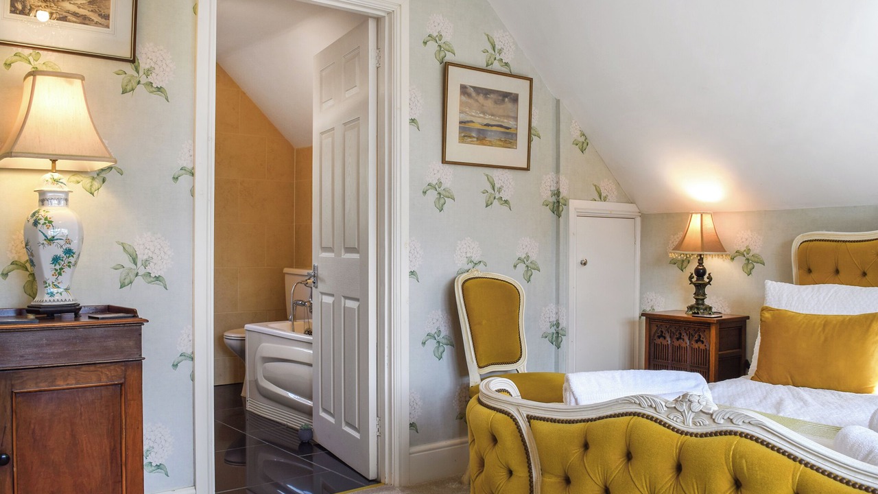 Photo of Others in Flore