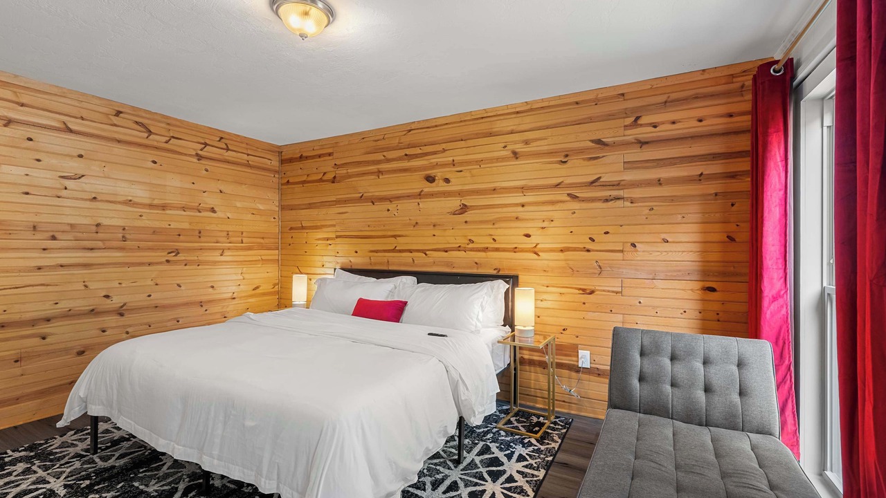 Photo of Bedroom in Hattiesburg