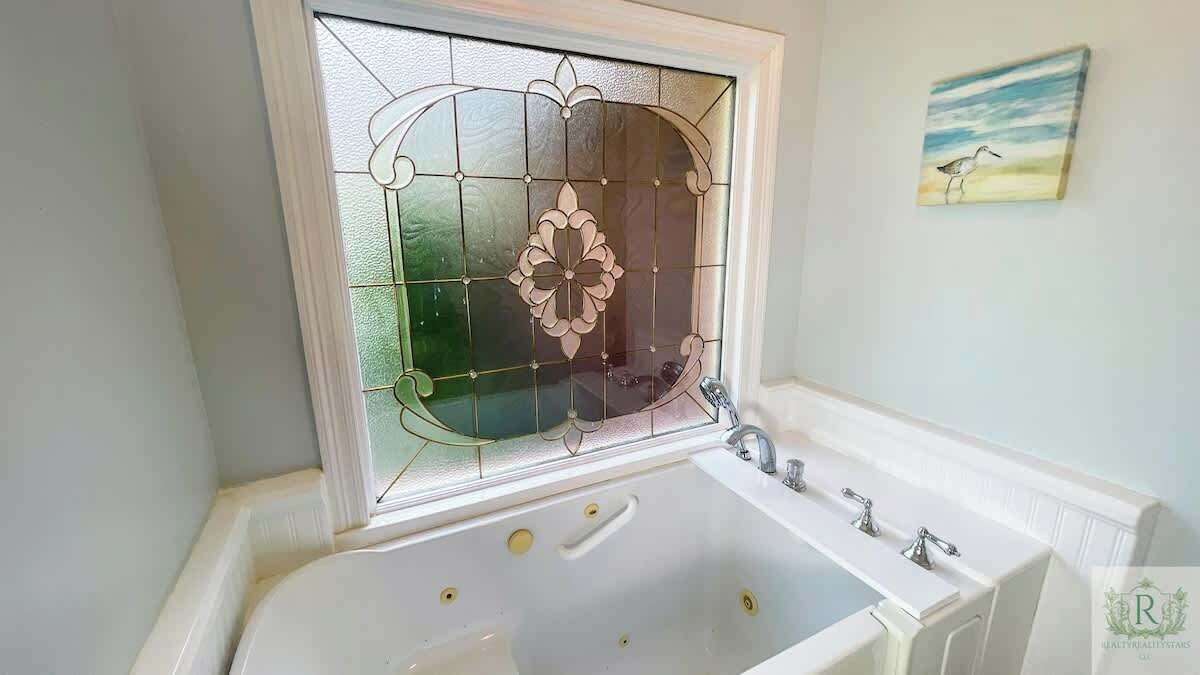 Photo of Bathroom in Hattiesburg