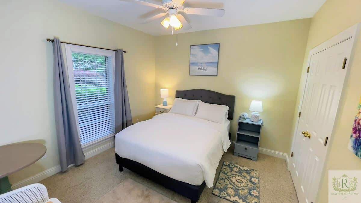 Photo of Bedroom in Hattiesburg