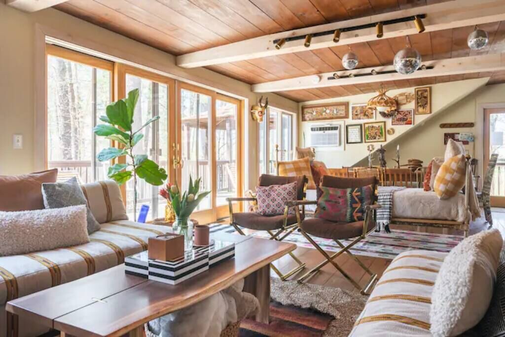 Photo of Livingroom in Kerhonkson