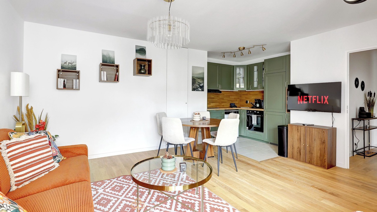 Photo of Livingroom in Suresnes