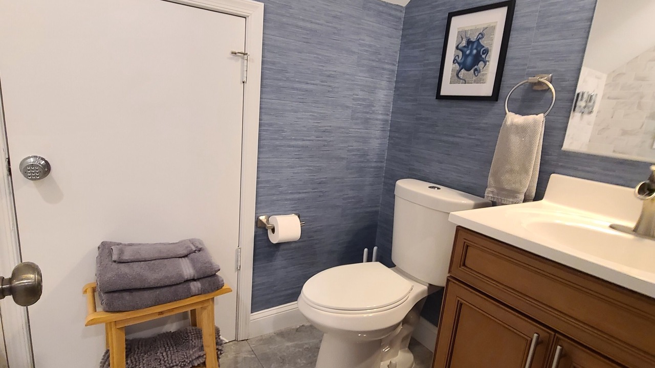 Photo of Bathroom in Arundel on the Bay