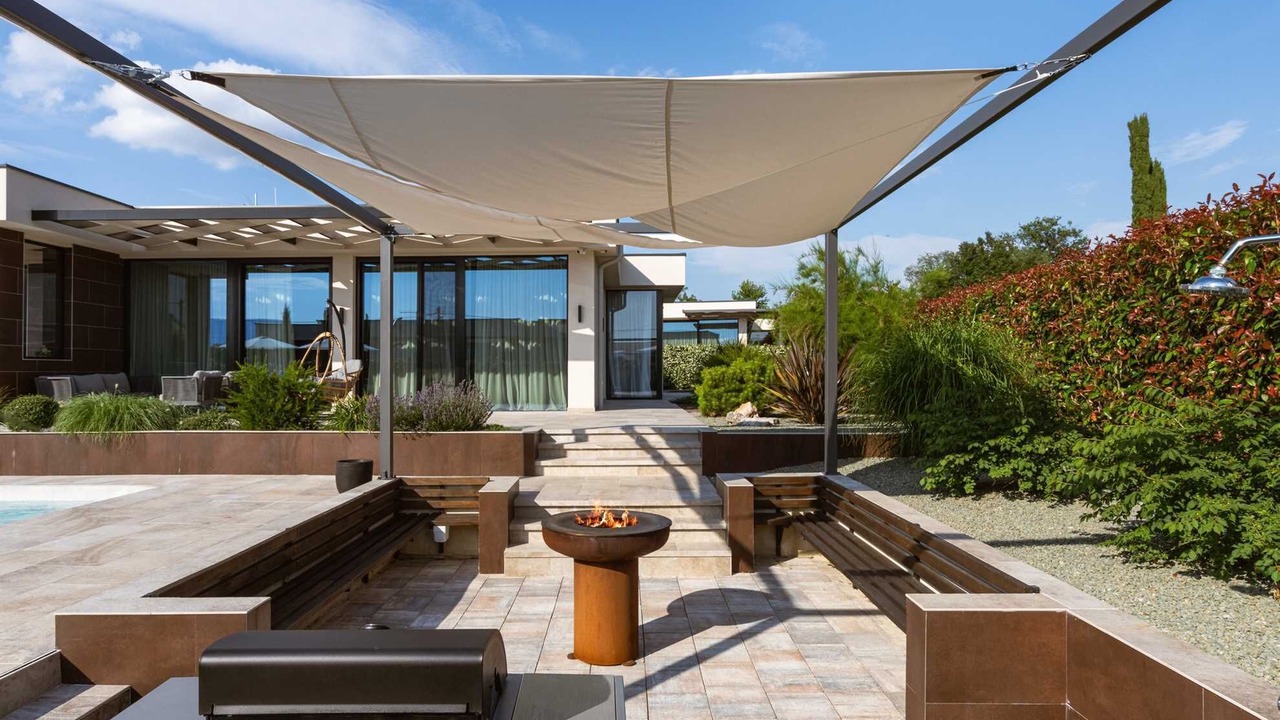 Photo of Patio Balcony in Brzac