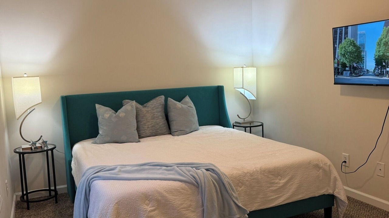 Photo of Bedroom in Downtown