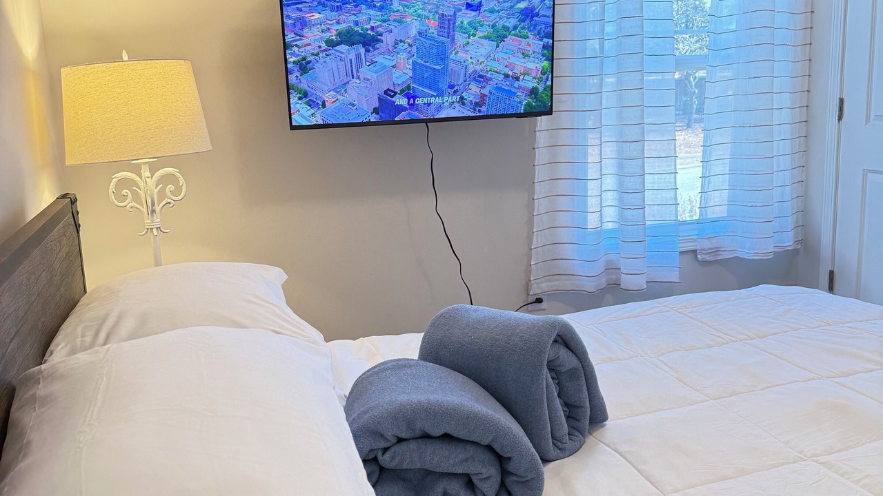 Photo of Bedroom in Downtown